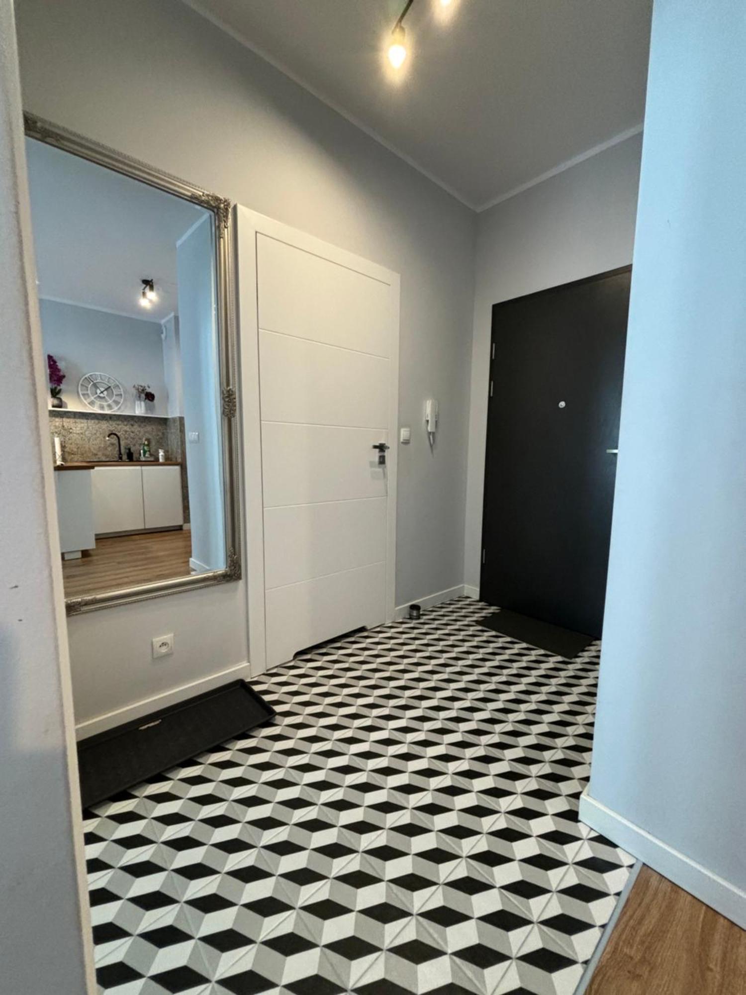 Garbary Old Town Lux Apartment 106, Self Check-In 24H, Free Parking Poznan Exterior photo